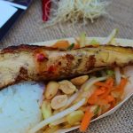 Rezept Papayasalat mit Hühnchenspieß und Reis Streetfood